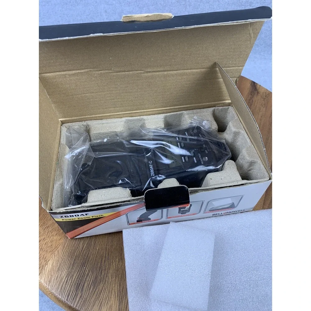 Bell Howell Z680AF-C‎ Power Zoom Flash Black Reprogrammable For Canon EOS